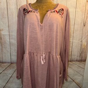 torrid Rose Pink Embroidered Tassel Peasant Blouse, babydoll tunic sz 5 or 5X